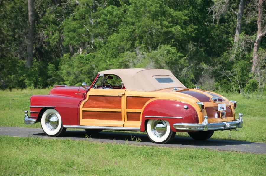  Chrysler Town & Country Convertible 1946 года  (фото 18 из 27)